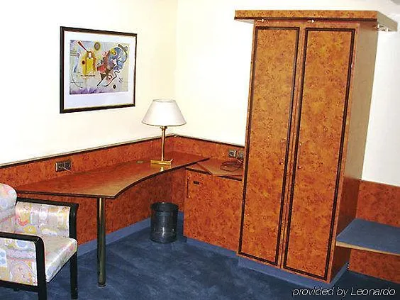 President Frankfurt Hotel 3*